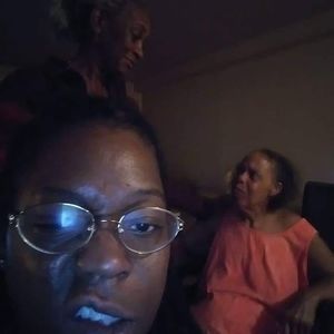 Meet your Posher, Gwen